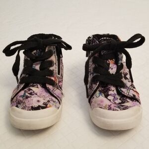 Rose printed black lace up blowfish sneaker shoes size 6